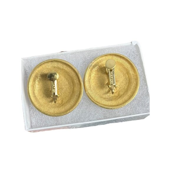 Vintage Napier Gold Tone Large Conch Circular Earring Ivory Center Regal Gaudy - Picture 3 of 6